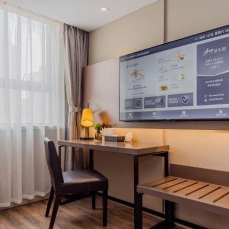 Home Inn Plus Shanghai New International Expo Center Yushan Road Yuanshen Sports Extérieur photo