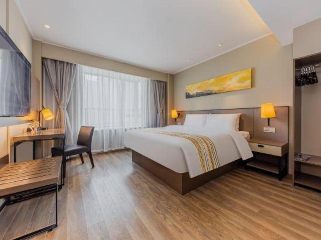 Home Inn Plus Shanghai New International Expo Center Yushan Road Yuanshen Sports Extérieur photo