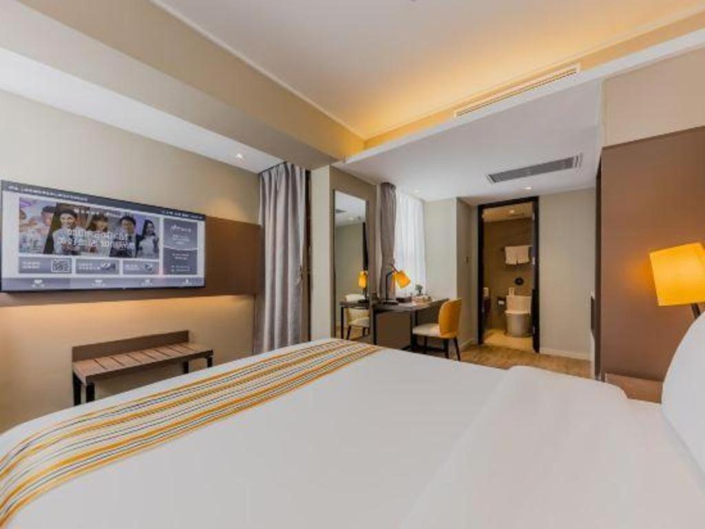 Home Inn Plus Shanghai New International Expo Center Yushan Road Yuanshen Sports Extérieur photo