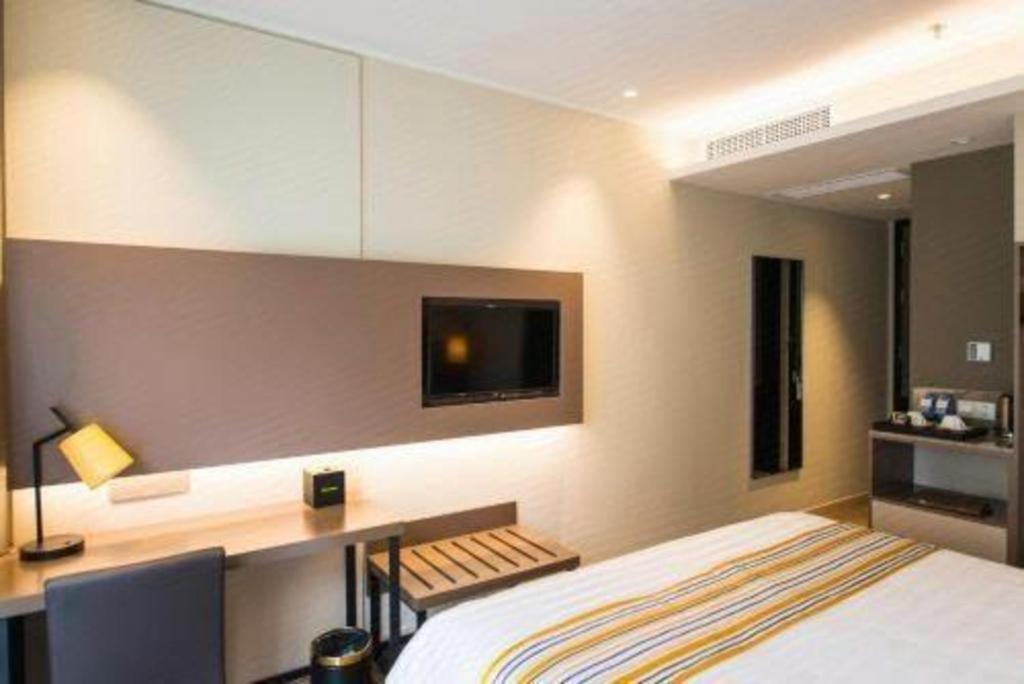 Home Inn Plus Shanghai New International Expo Center Yushan Road Yuanshen Sports Extérieur photo