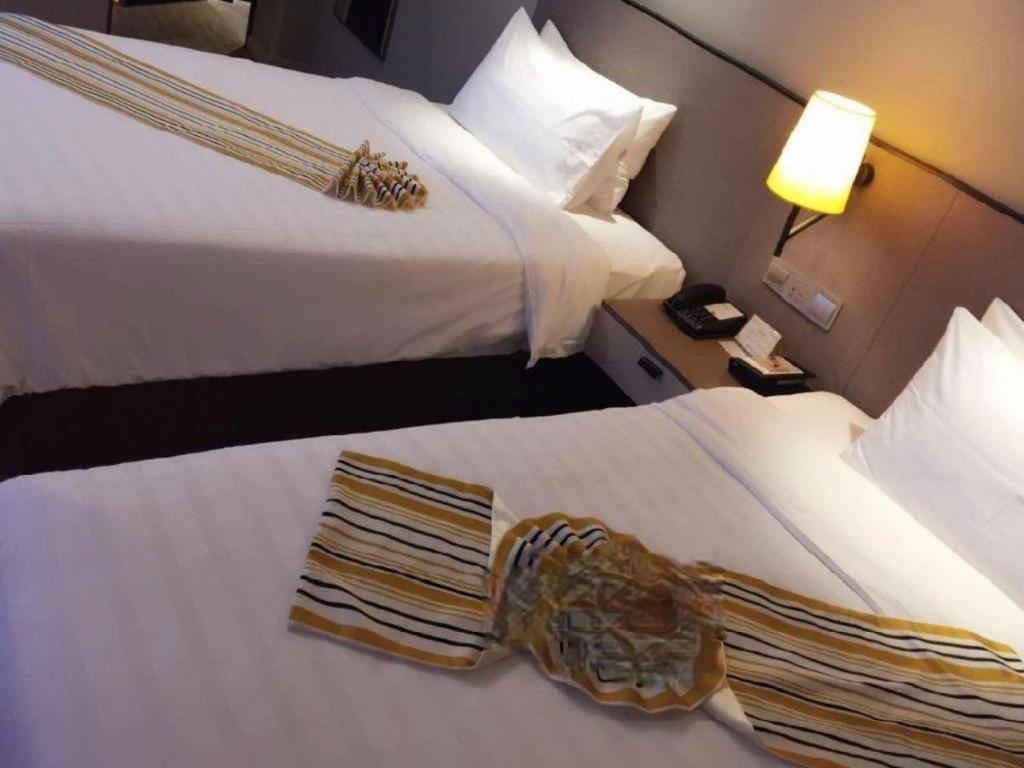 Home Inn Plus Shanghai New International Expo Center Yushan Road Yuanshen Sports Extérieur photo