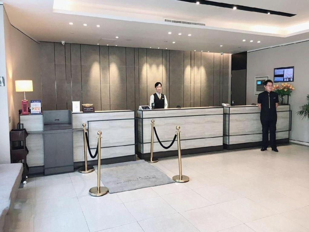 Home Inn Plus Shanghai New International Expo Center Yushan Road Yuanshen Sports Extérieur photo